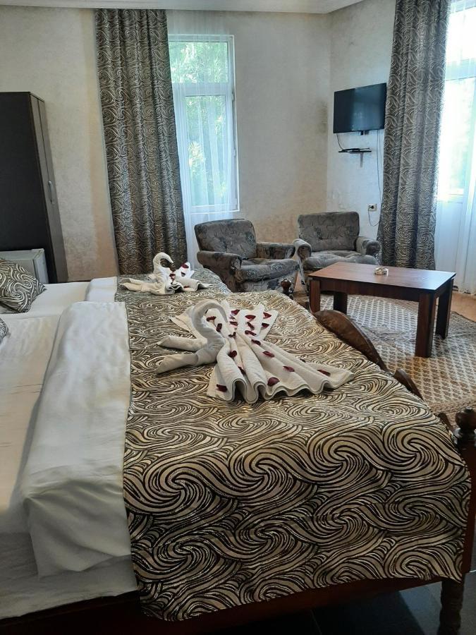 Tokaplus Batumi Eksteriør bilde