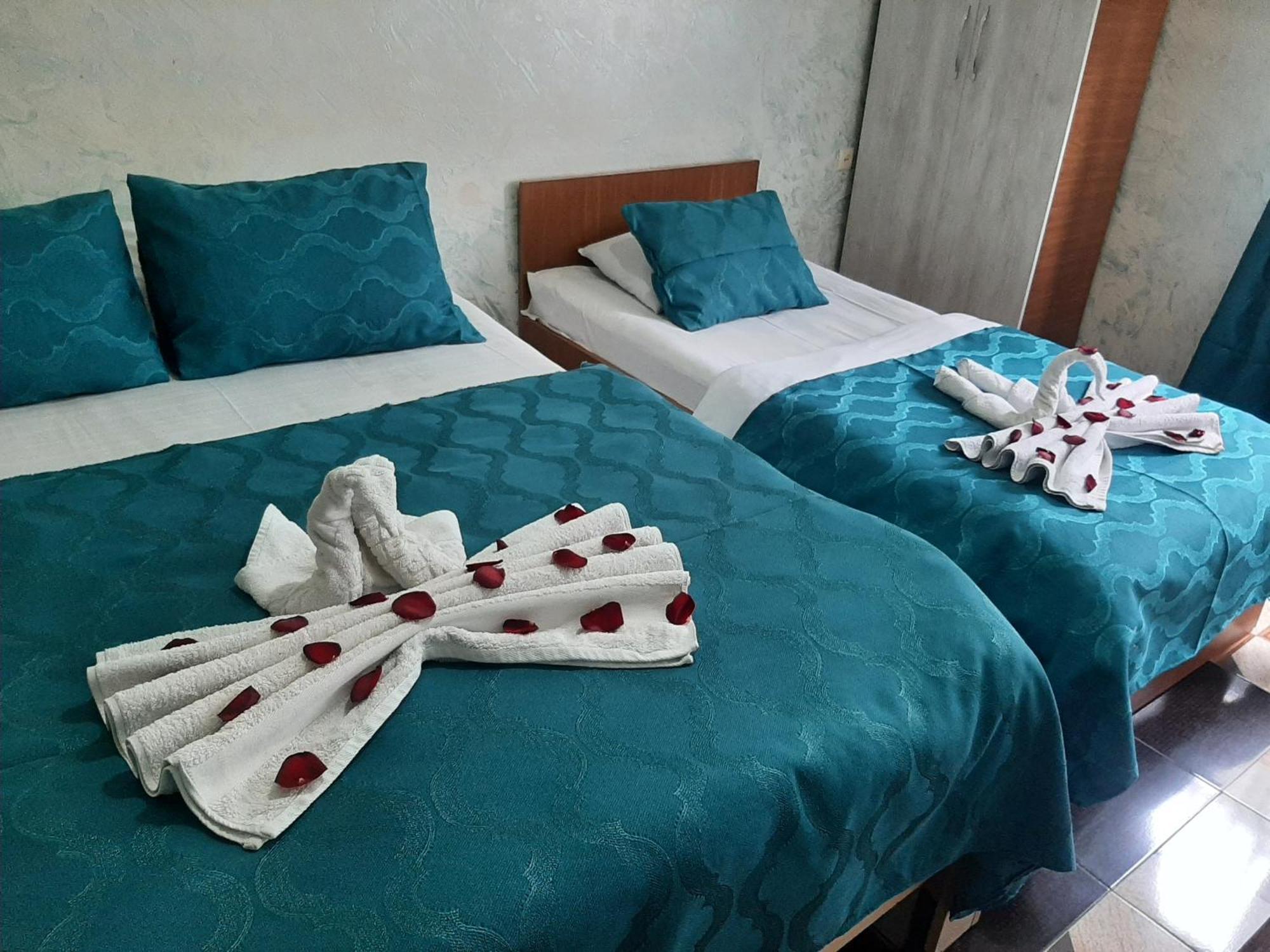 Tokaplus Batumi Eksteriør bilde